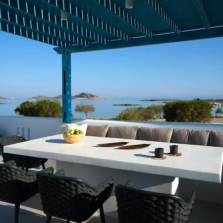 Casazu Naousa (Paros)