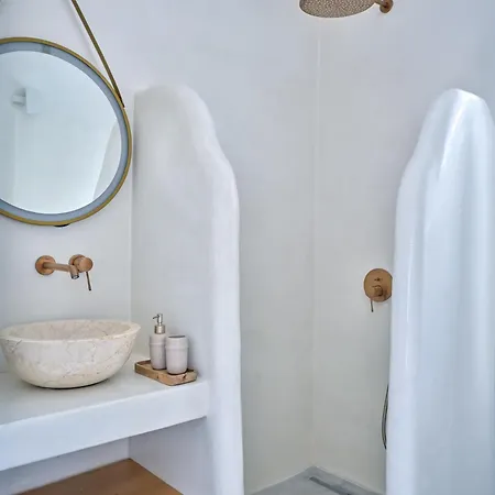 Casazu Naousa (Paros)